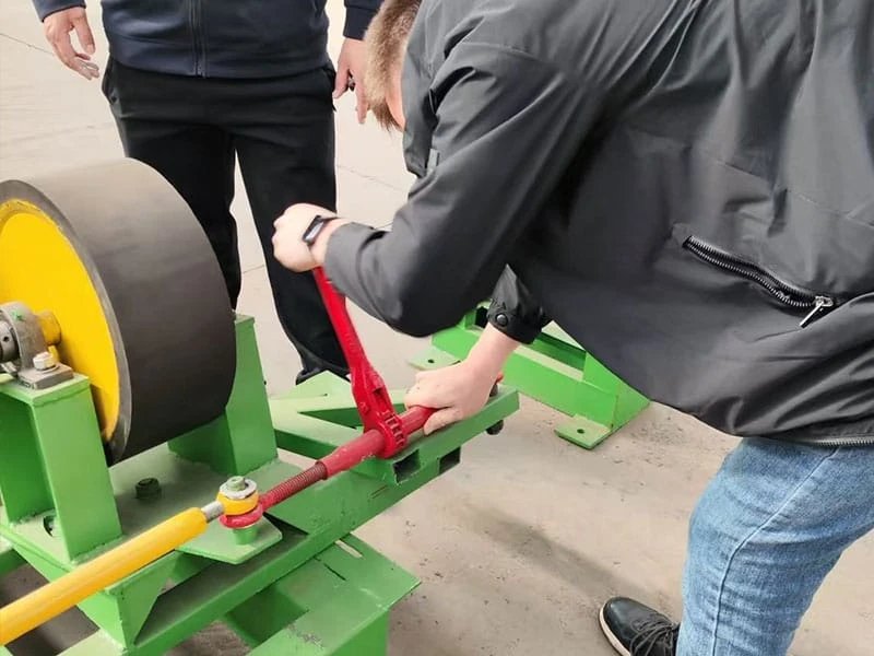 Central Asian customer accepted 3PE anti-corrosion steel pipe processing machinery